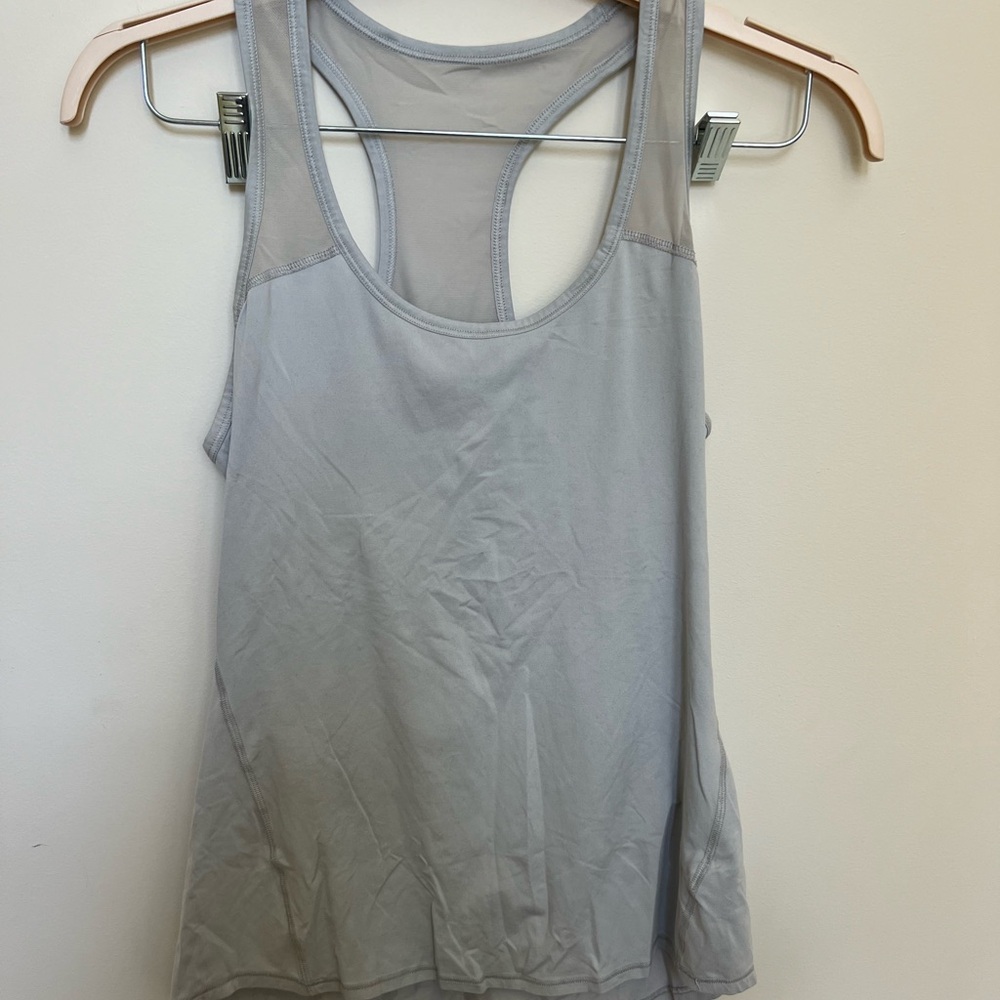 Athletes tank with mesh top